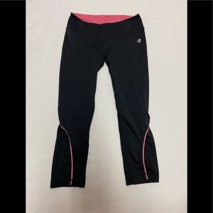 Shoactive cropped mesh panel leggings black pink